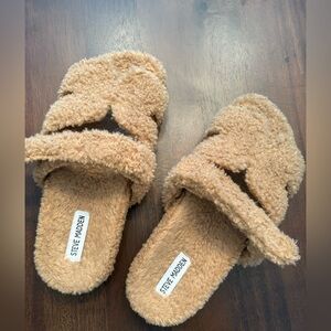 Steve Madden Mayven faux shearling slide sandal sz 9